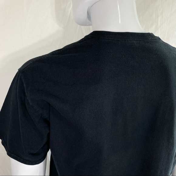 Gildan Men’s Distressed TKD Short Sleeve Black Tee - Picture 5 of 8